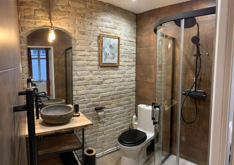 Joli Neuf Apartment